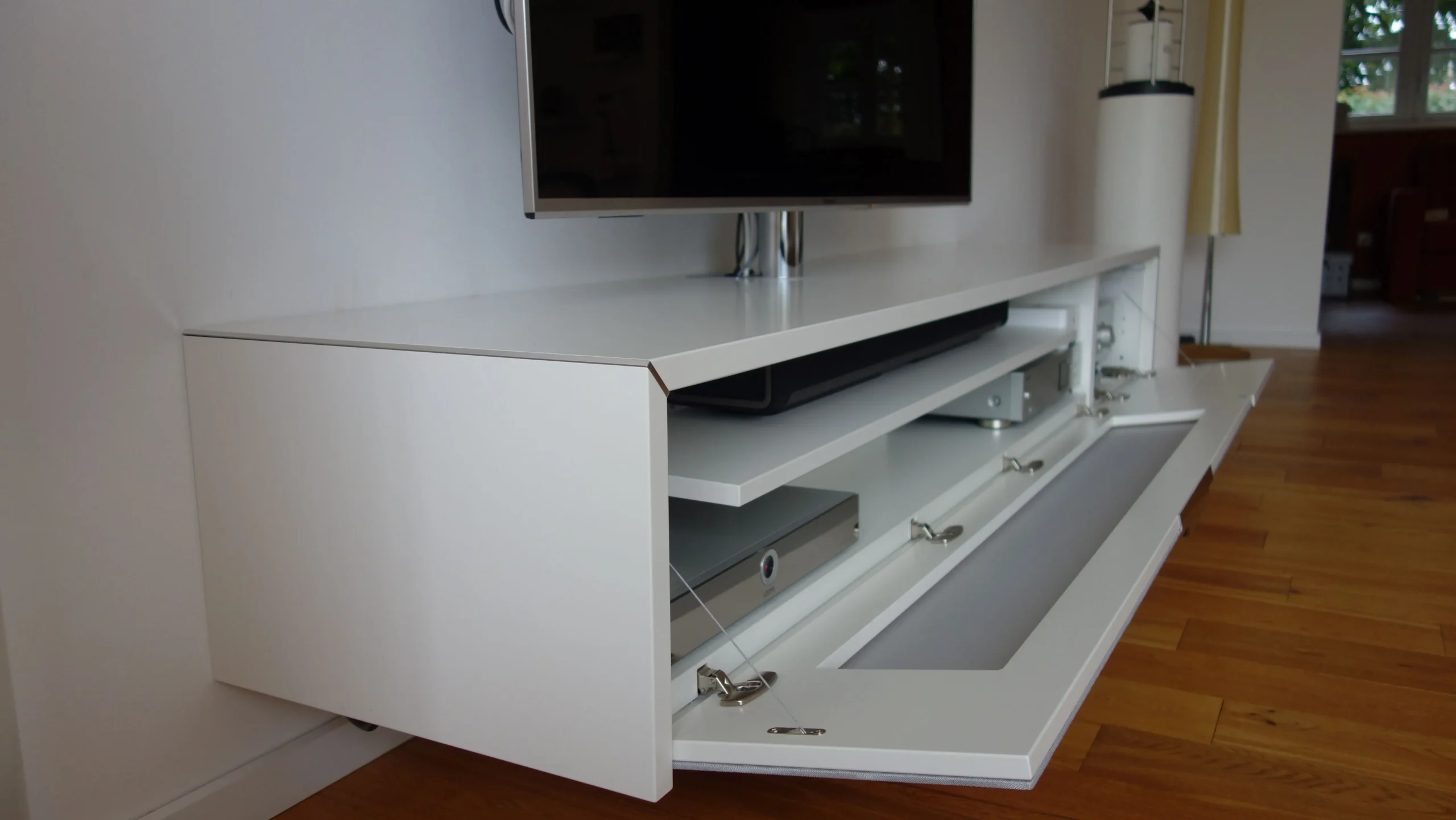 schnepel-s1-lb-1-sound-breit-sound-tv-lowboard-mit-1-klappe image 2